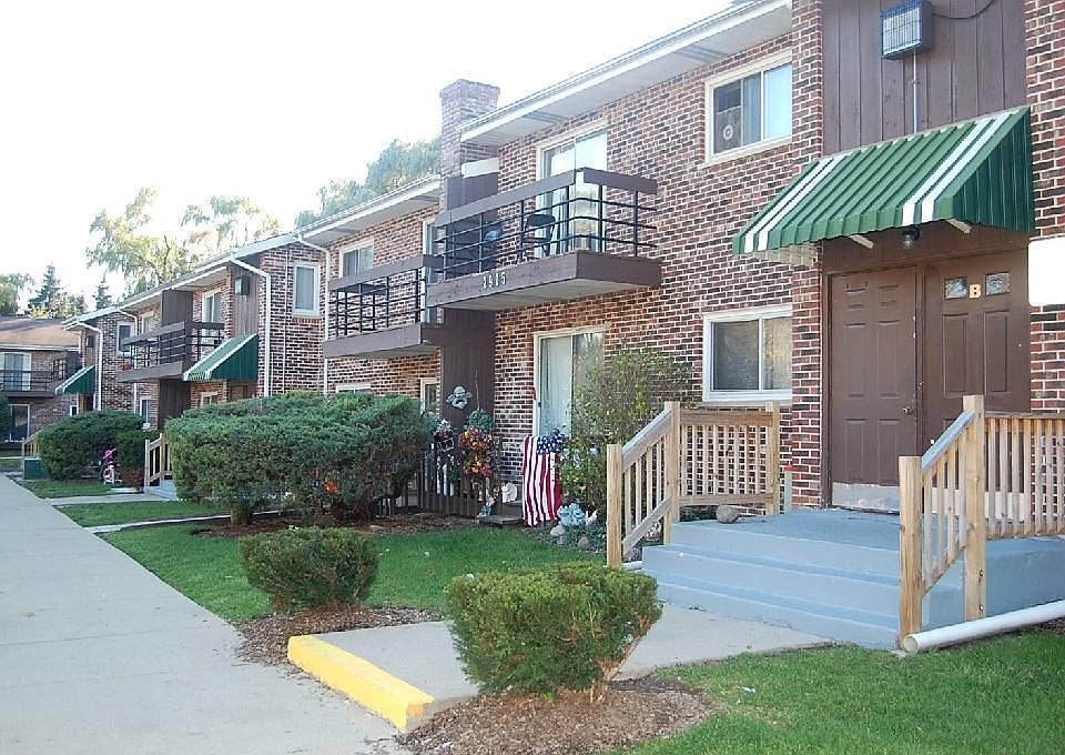 1st image of 2901 Willow Ln #B1