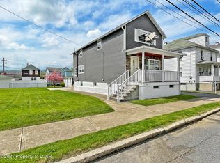 73 W Saint Marys Rd, Hanover Township, PA 18706