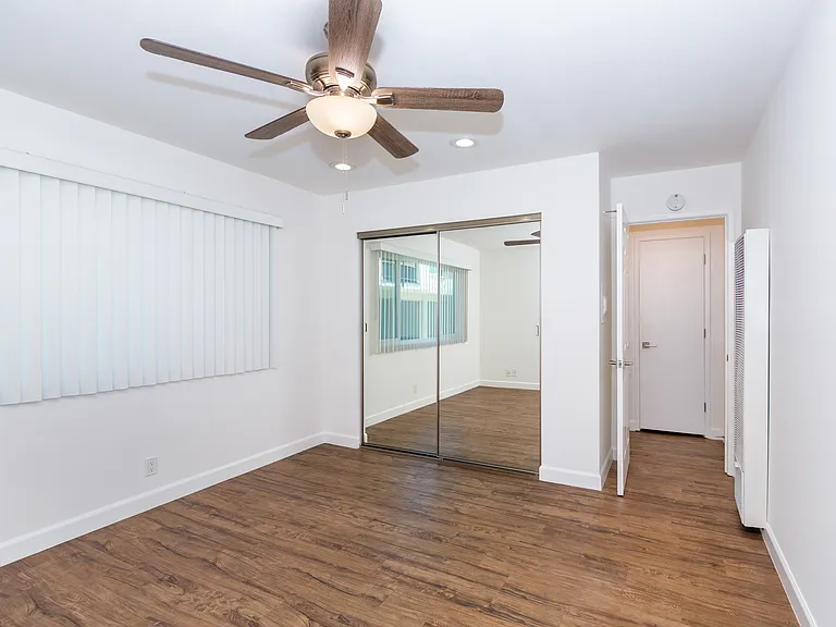 Crestview Apartment Homes — Photo 27
