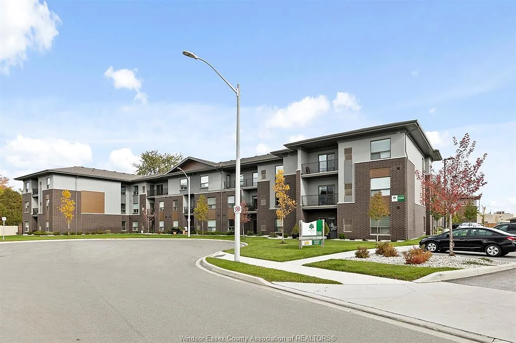 2 bed, 2.0 bath, 1236 sqft, $2,450 — Photo 3