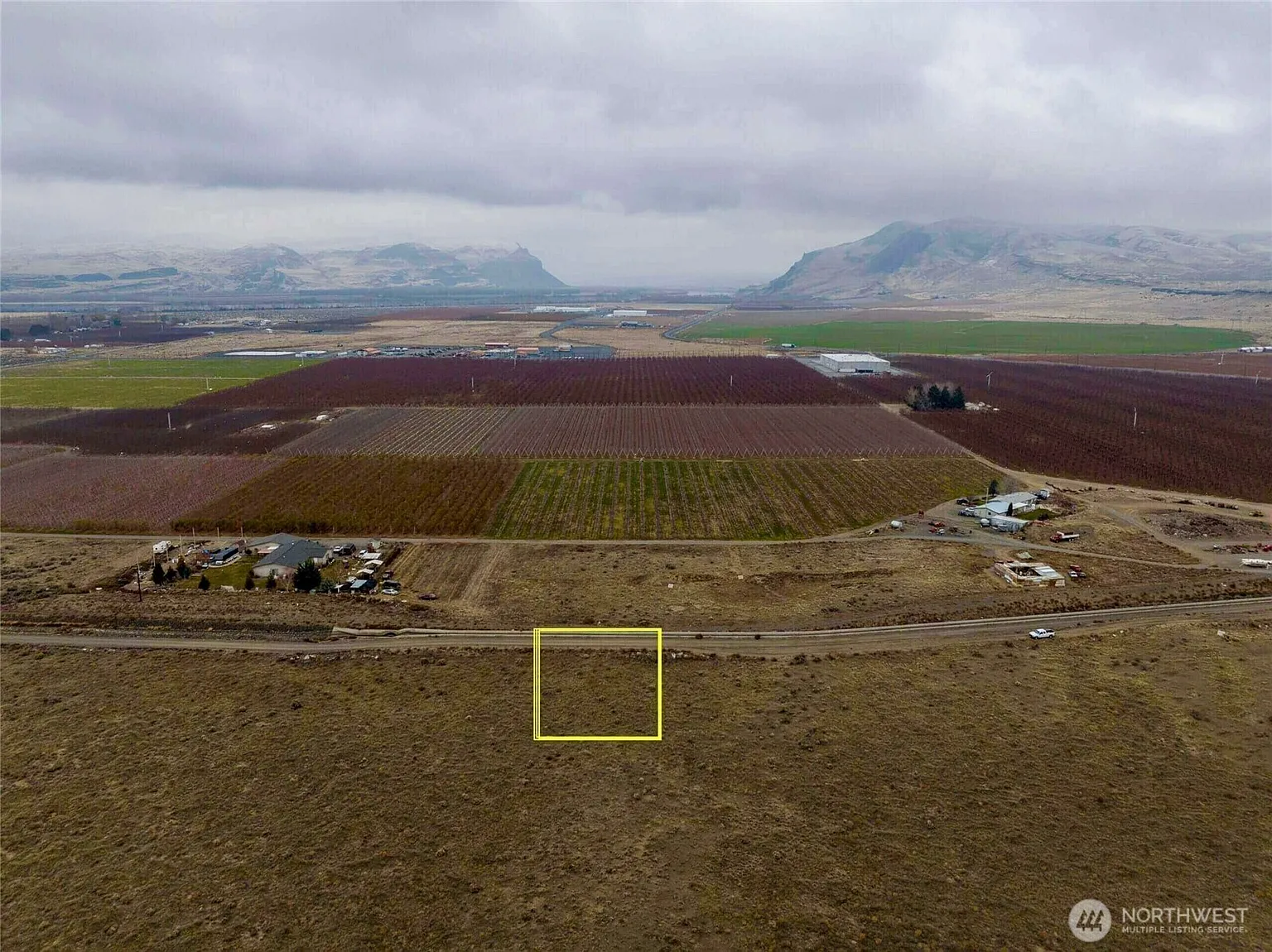 23437 Road U SW photo 1