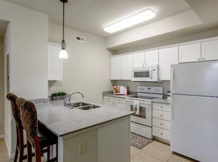 543 Frontier Rd, Lawrence, KS 66049