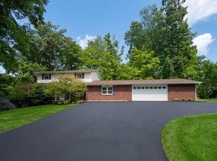 1624 N Ridgeway Dr, Ellettsville, IN 47429