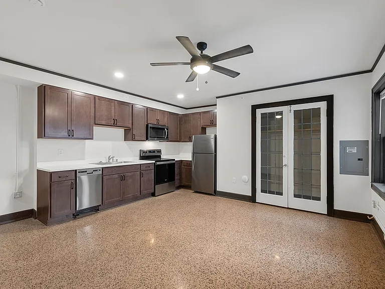 Concordia 27 Apartments - Free 1G Internet & Parking — Photo 29