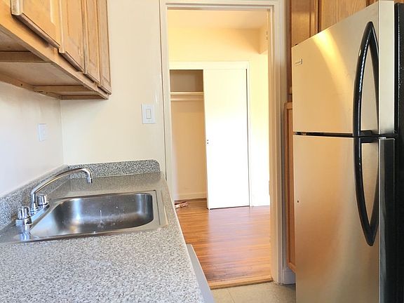 5th image of 11016 72nd Ave APT 706