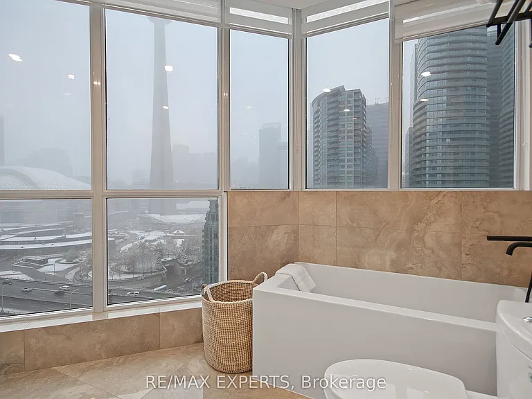 208 Queens Quay W #2011 — Photo 21