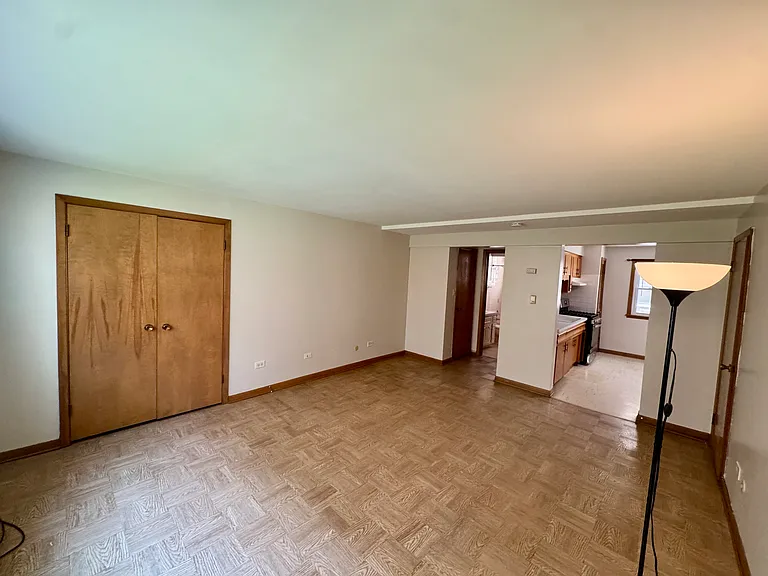 6245 N Northwest Hwy #103 — Photo 8