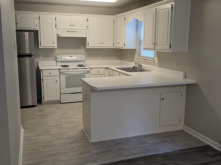 337 Crawford Mill Ln — Photo 6