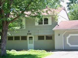 5749 Glen Moor Rd W, Minnetonka, MN 55345