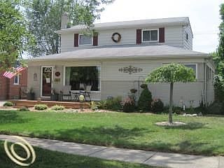 1st image of 8587 Cranston St