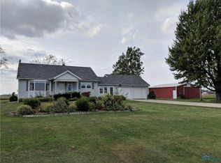 2186 N Leutz Rd, Oak Harbor, OH 43449