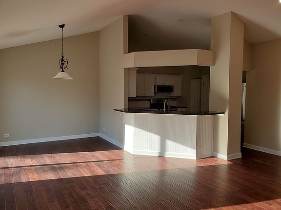 5th image of 3049 Coastal Dr