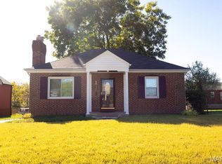 2044 Hildred Ave, Saint Louis, MO 63136