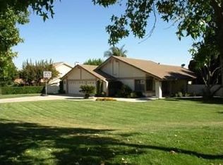 8353 Thoroughbred St, Alta Loma, CA 91701