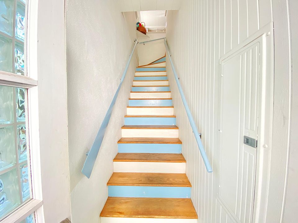 105 1/2 21st Ave, St Pete Beach, FL 33706 Zillow