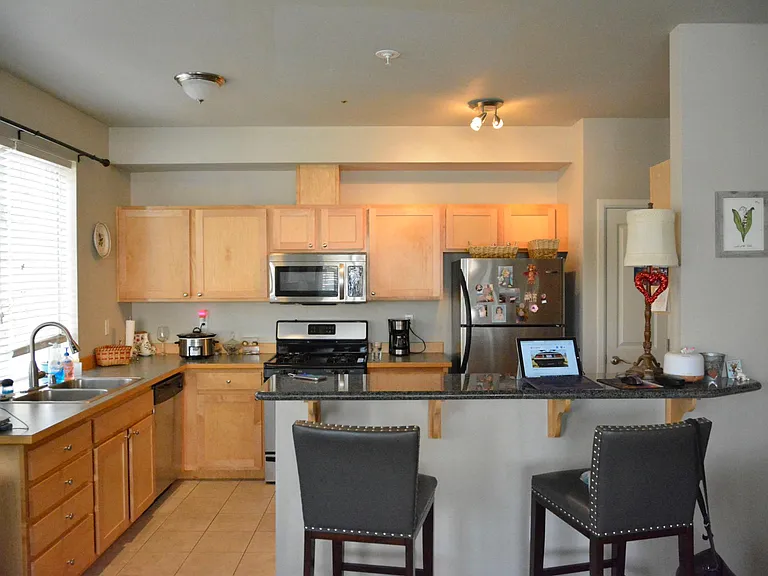 501 225th Ln NE #G201 — Photo 9