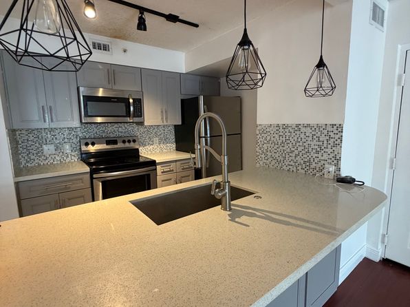 12160 Saint Andrews Pl APT 105