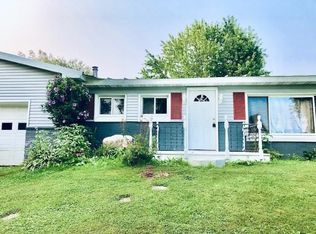 12261 Pope Church Rd, Springport, MI 49284