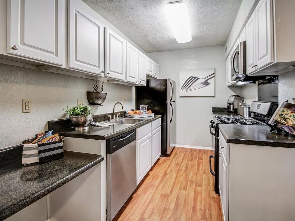 Dunwoody Crossing 700 Summit Place Dr Sandy Springs GA Zillow