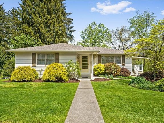 2nd image of 321809 Skidmore Dr