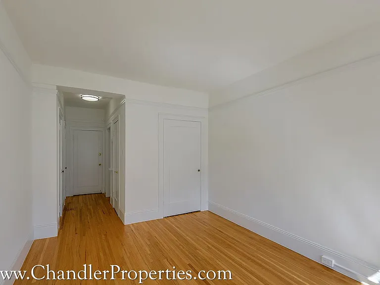 845 Ofarrell St — Photo 3