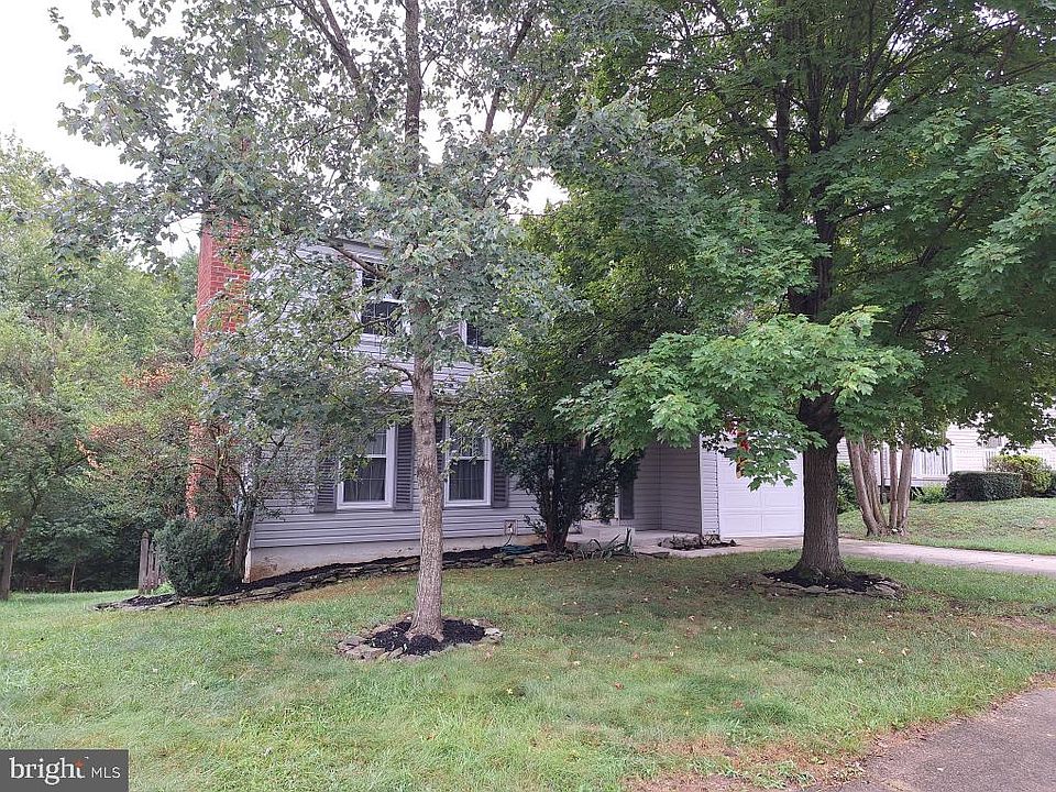 1st image of 267 Laguna Cir
