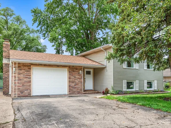 337 E Briarcliff Rd, Bolingbrook, IL 60440