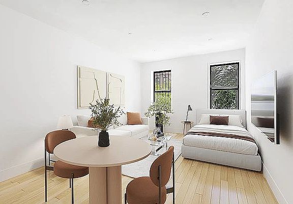 2nd image of 36 S Oxford St APT 1