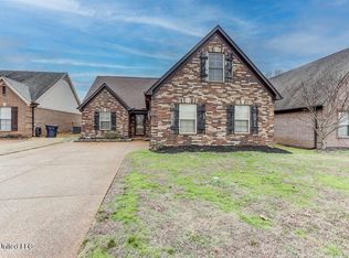 905 Fairway Pointe Cv, Hernando, MS 38632