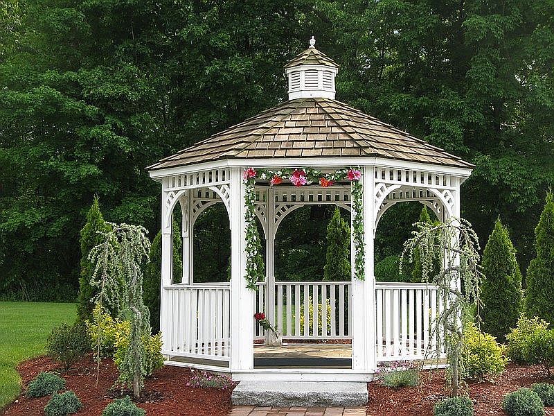 Three Houses for sale 6 acre