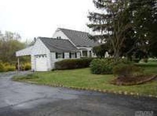 3 Arcy Dr, East Northport, NY 11731