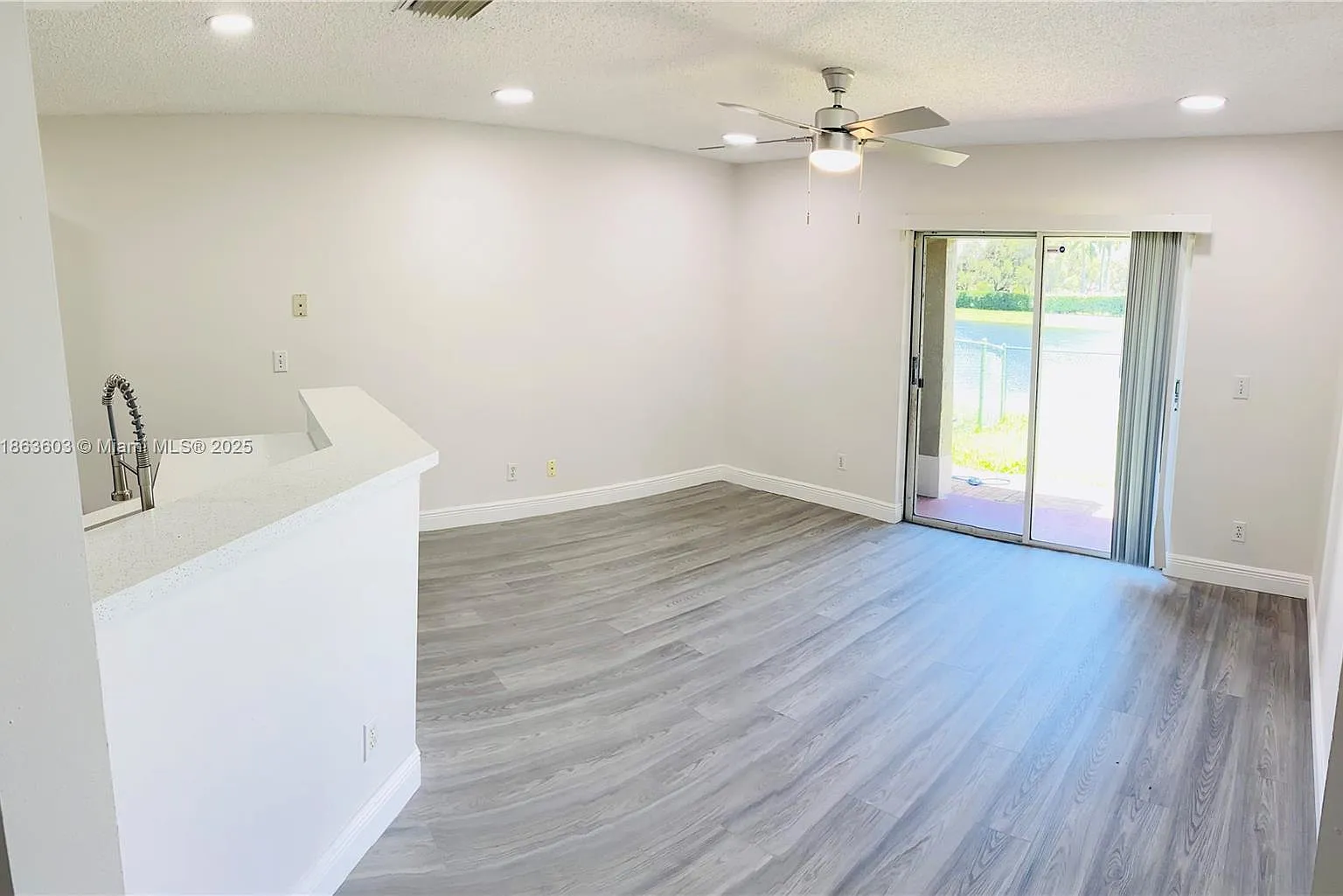 3 bed, 1476 sqft, $3,300 — Photo 4