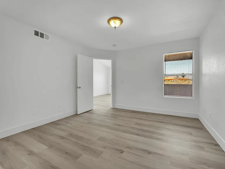 8101 W Flamingo Rd #1-2030 — Photo 21