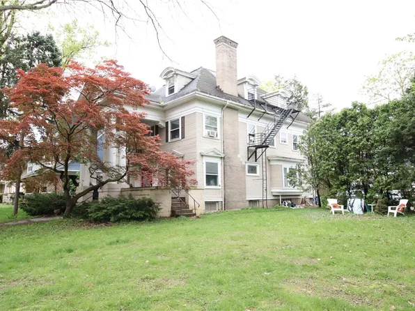 55 Brunswick St, Rochester, NY 14607