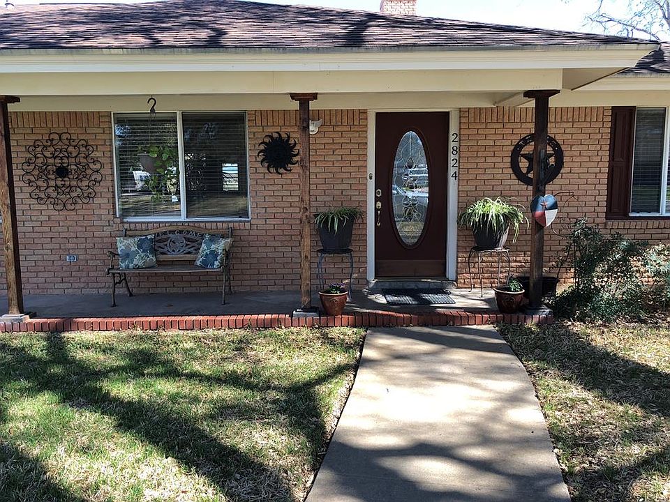 1st image of 2824 Vista Del Arroyo Dr