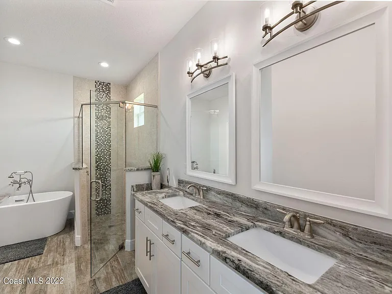 110 Enclave Ave — Photo 5