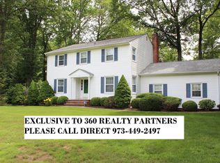 35 Symor Dr, Morristown, NJ 07960