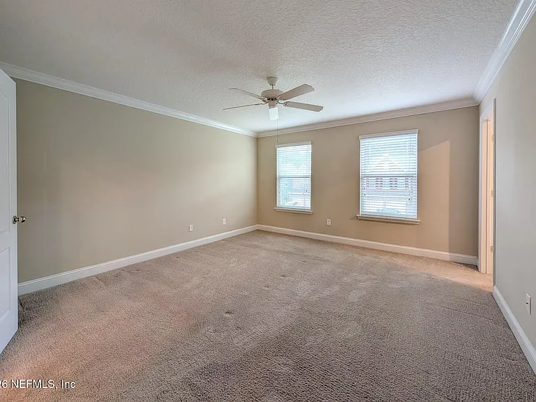 95 Silver Creek Place St — Photo 10
