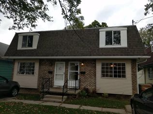 28 Brown St, Cheektowaga, NY 14227