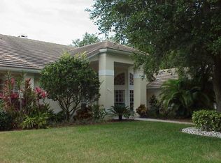 1605 Regal Cove Ct, Kissimmee, FL 34744