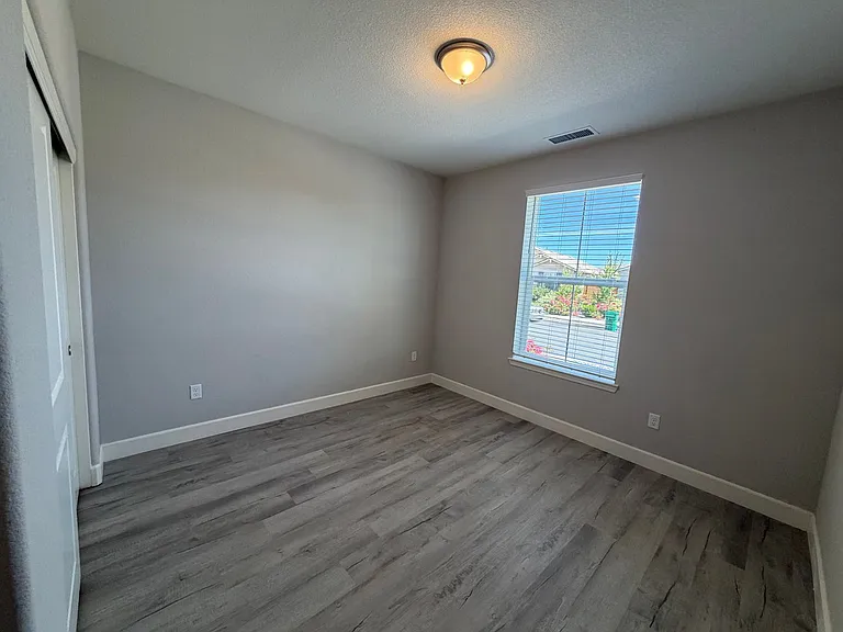 7285 Overture Dr — Photo 7