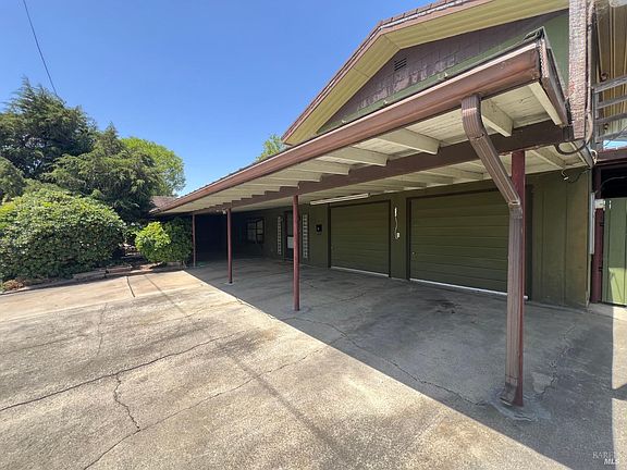 4th image of 512 Saint Francis Way