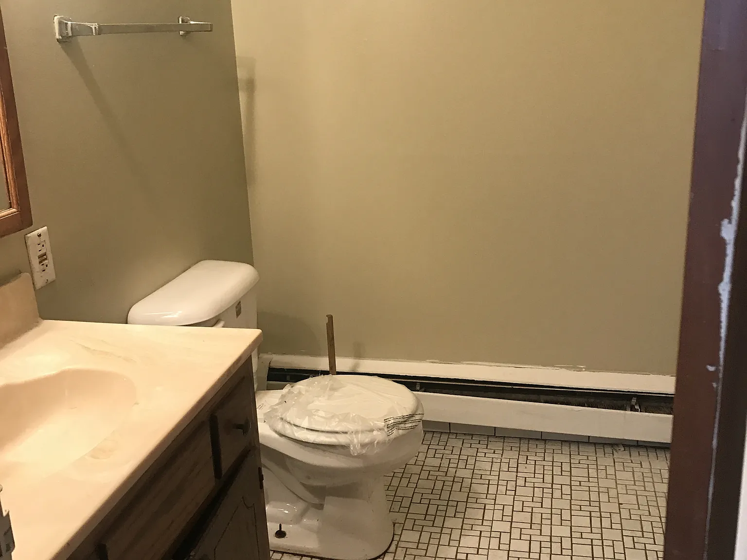 1 bed, 450 sqft, $1,150 — Photo 3
