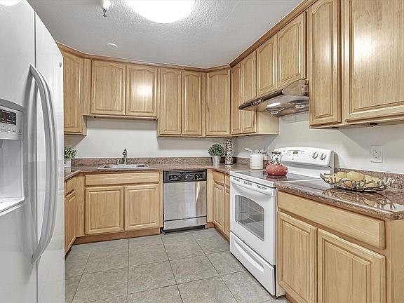 5th image of 1775 Panda Way APT 103