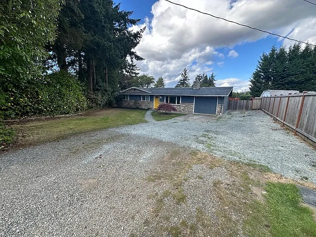 10208 SE 205th St — Photo 4