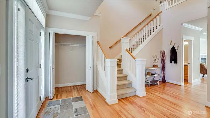 1215 N 27th Pl — Photo 14