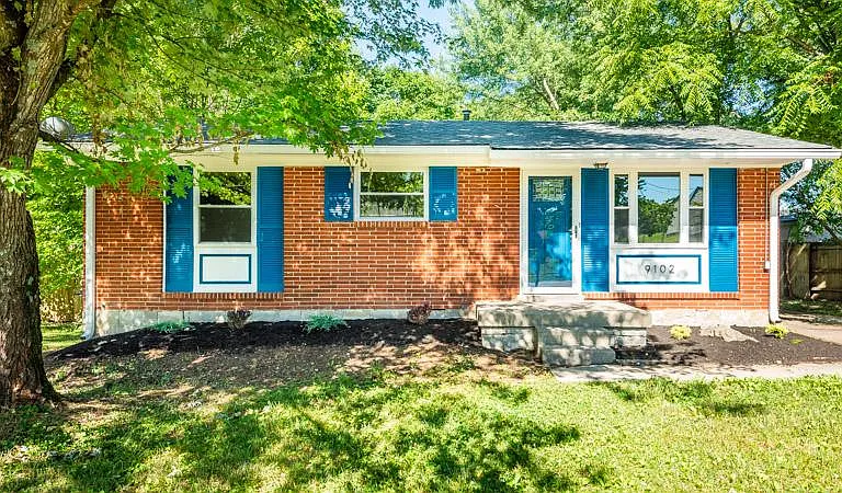 9102 Maiden Ct — Photo 1