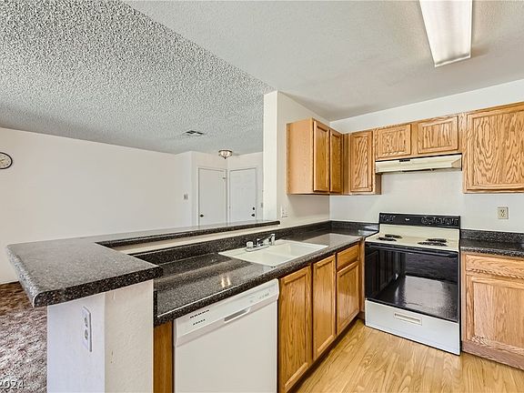 4th image of 3150 Soft Breezes Dr APT 1220