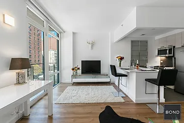 Rented by Bond New York