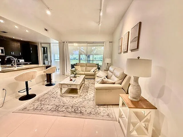 7508 La Paz Blvd #202 — Photo 7
